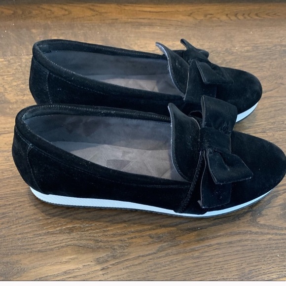 Adrienne Vittadini Suede Sneaker - Picture 2 of 7